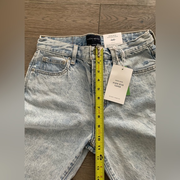 Lucky Brand High Rise Taper Jeans - Picture 4 of 7